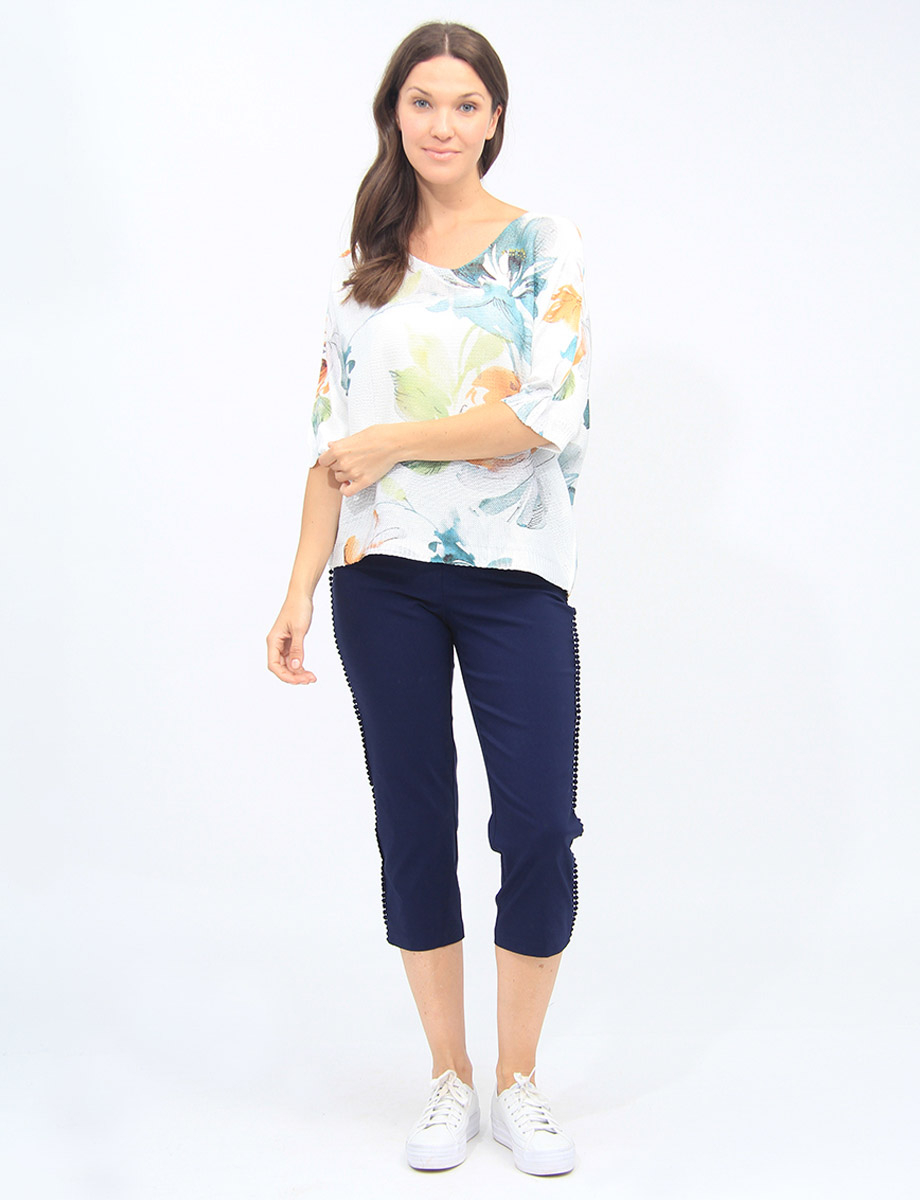Floral V-Neck Knit Three-Quarter Dolman Sleeves Top By Froccella