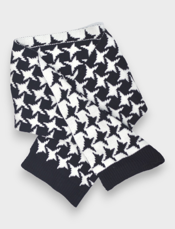 Reversible knitted black and white scarf with edgy prints by Dogree