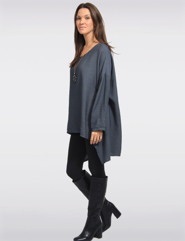 Long Adjustable Sleeves Crinkle Tunic with Necklace by Froccella